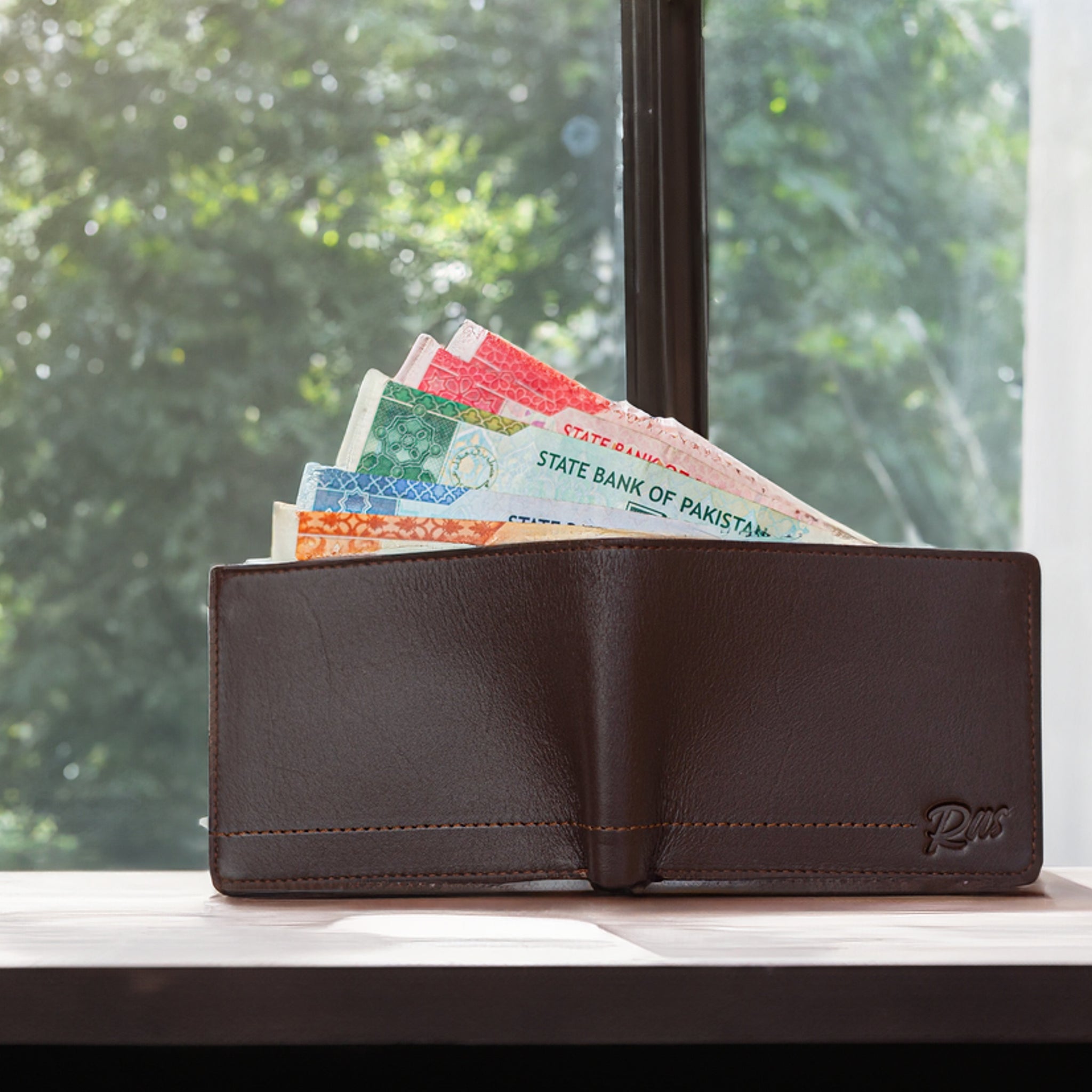 Atom Dark Brown Leather Wallet